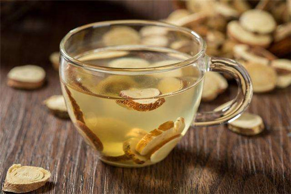 秋燥喉咙肿痛喝什么茶好 多喝这3款茶有好处